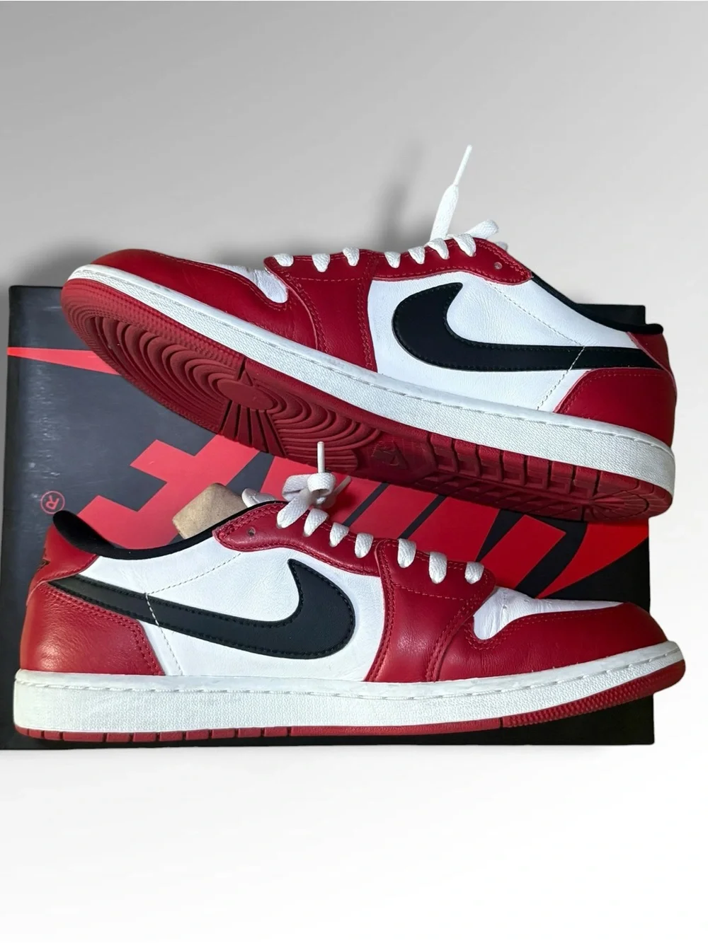 Jordan 1 Retro Low Chicago